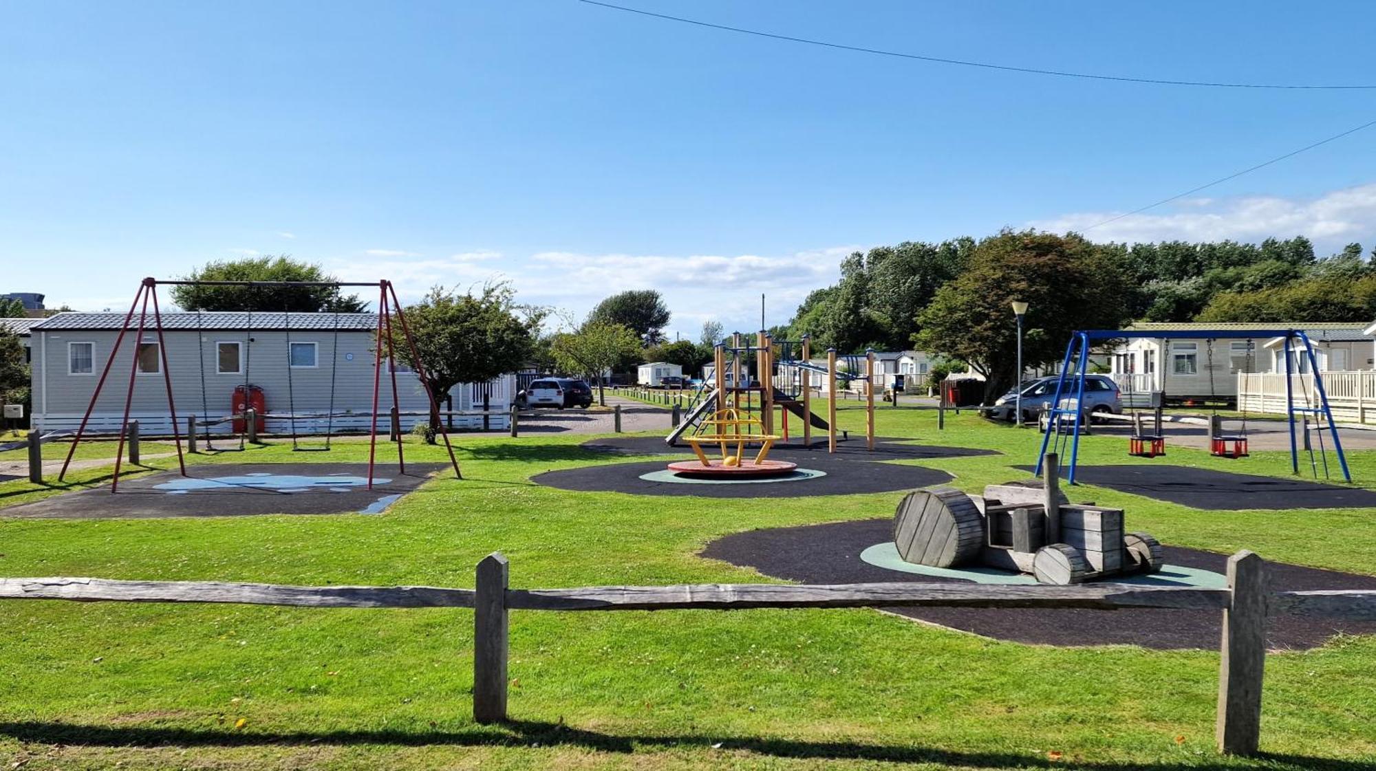 Brookside West Sands Holiday Park Seal Bay Selsey Kültér fotó